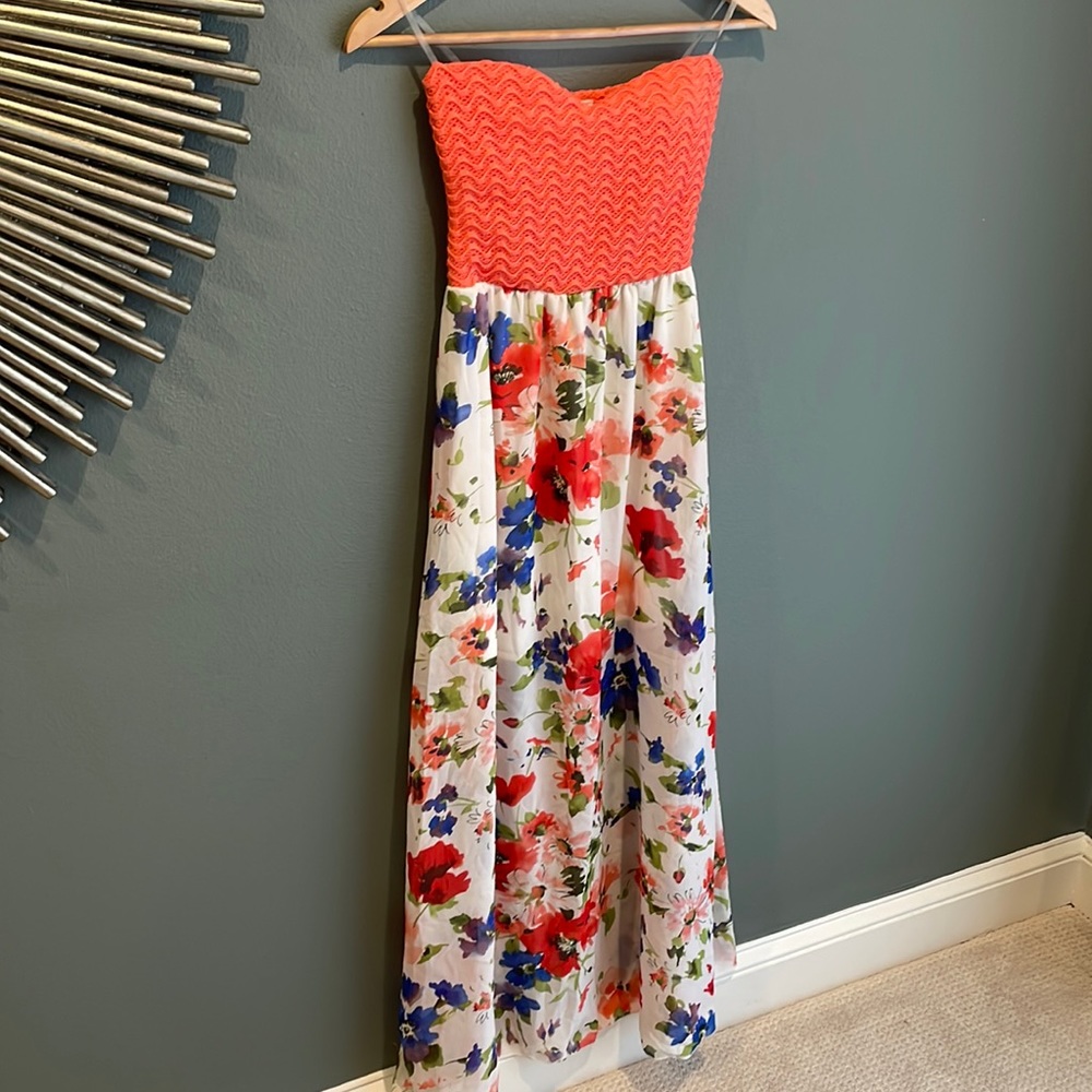 Coral Floral Strapless dress never worn